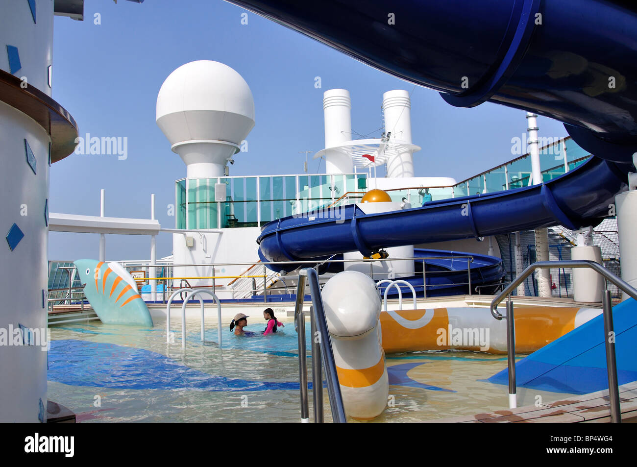 Piscine pour enfants, Royal Caribbean Cruises 'Jewel of the Seas", navire de croisière de la mer Baltique, Europe Banque D'Images