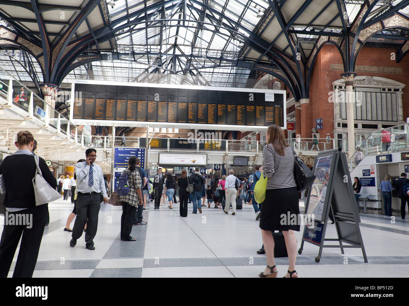 Hall de la gare de Liverpool Street, Londres GB UK Banque D'Images