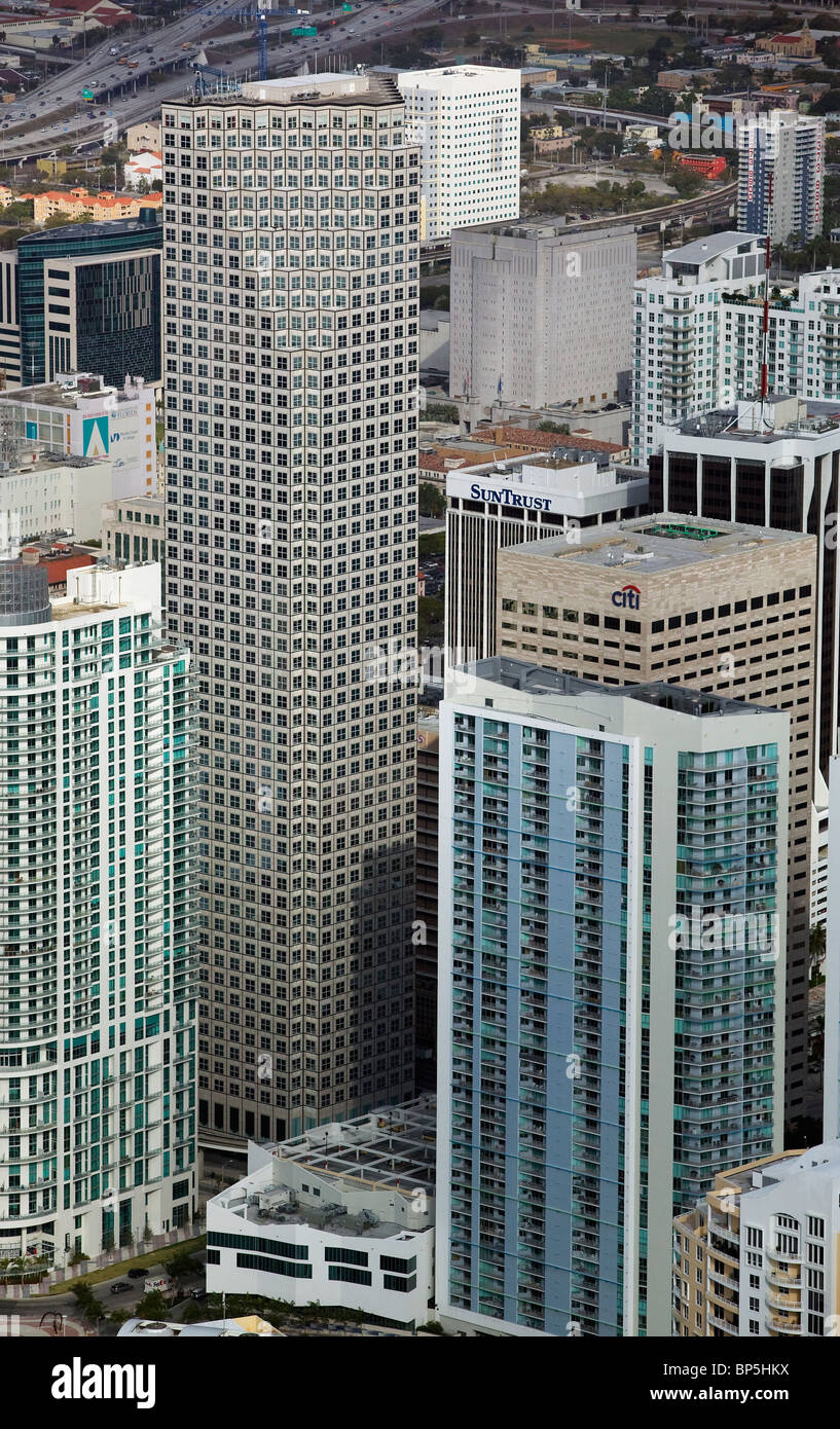 Vue aérienne au-dessus de la Wachovia Financial Center central business district centre-ville de Miami en Floride Banque D'Images