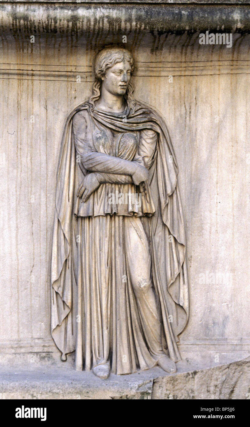 3994. Des STATUES DE FEMMES PORTANT LE ROMAIN TOGA romain typique Banque D'Images