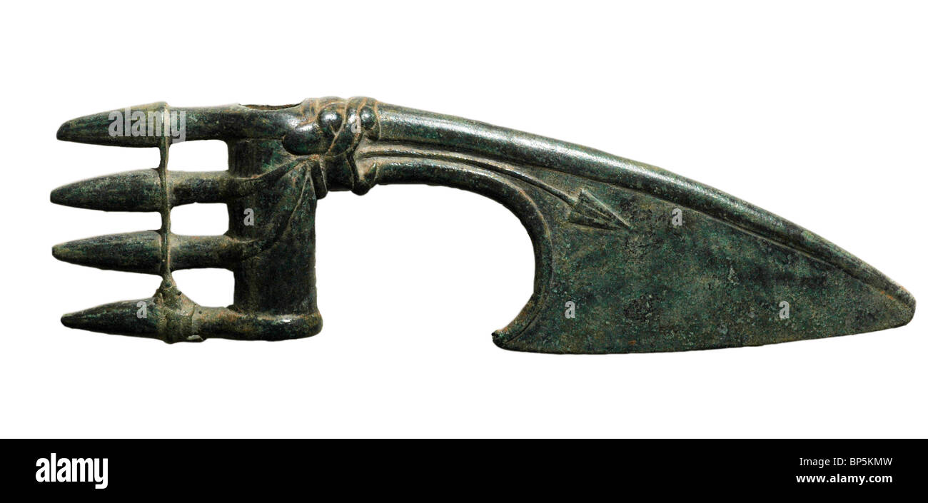5329. Cérémonial, décoré, ax-head, bronze, Mésopotamie, ch. 13ème. C. C.-B. Banque D'Images