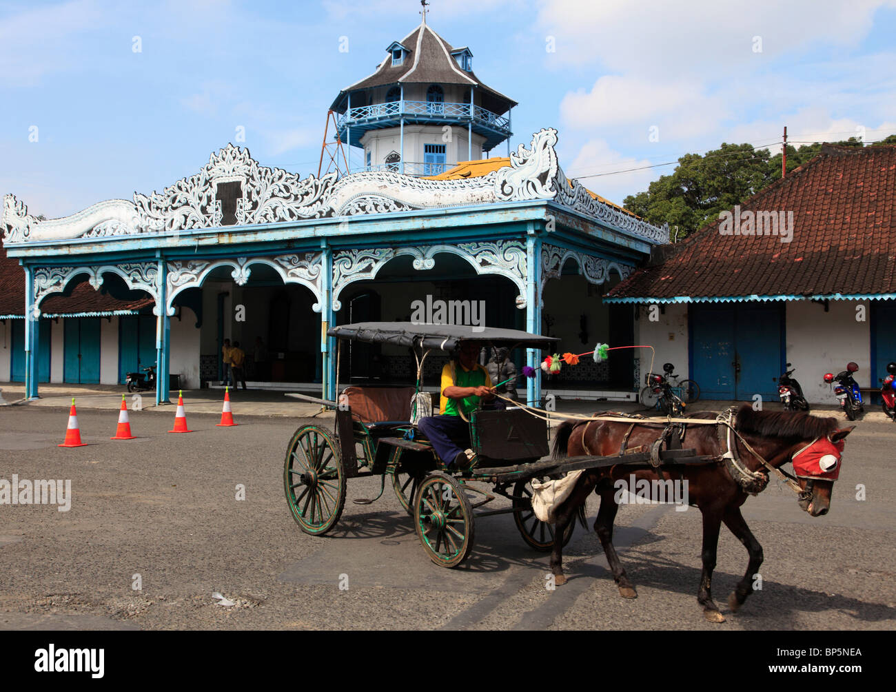 L'Indonésie, Java, Solo, Kraton Surakarta Palace, chariot, cheval Banque D'Images