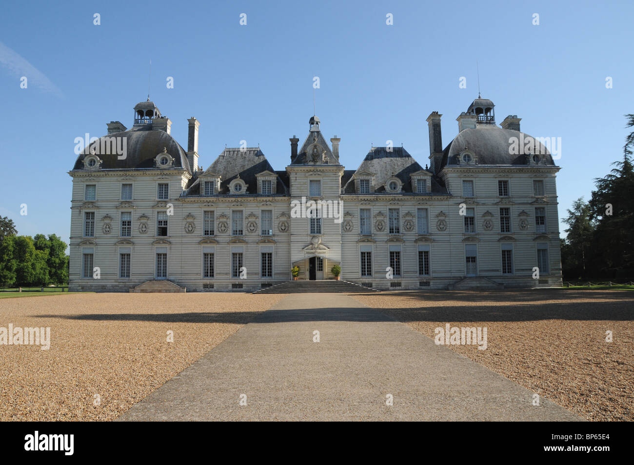 La façade sud du château de Cherveny dans le Loir et Cher de la France. Banque D'Images