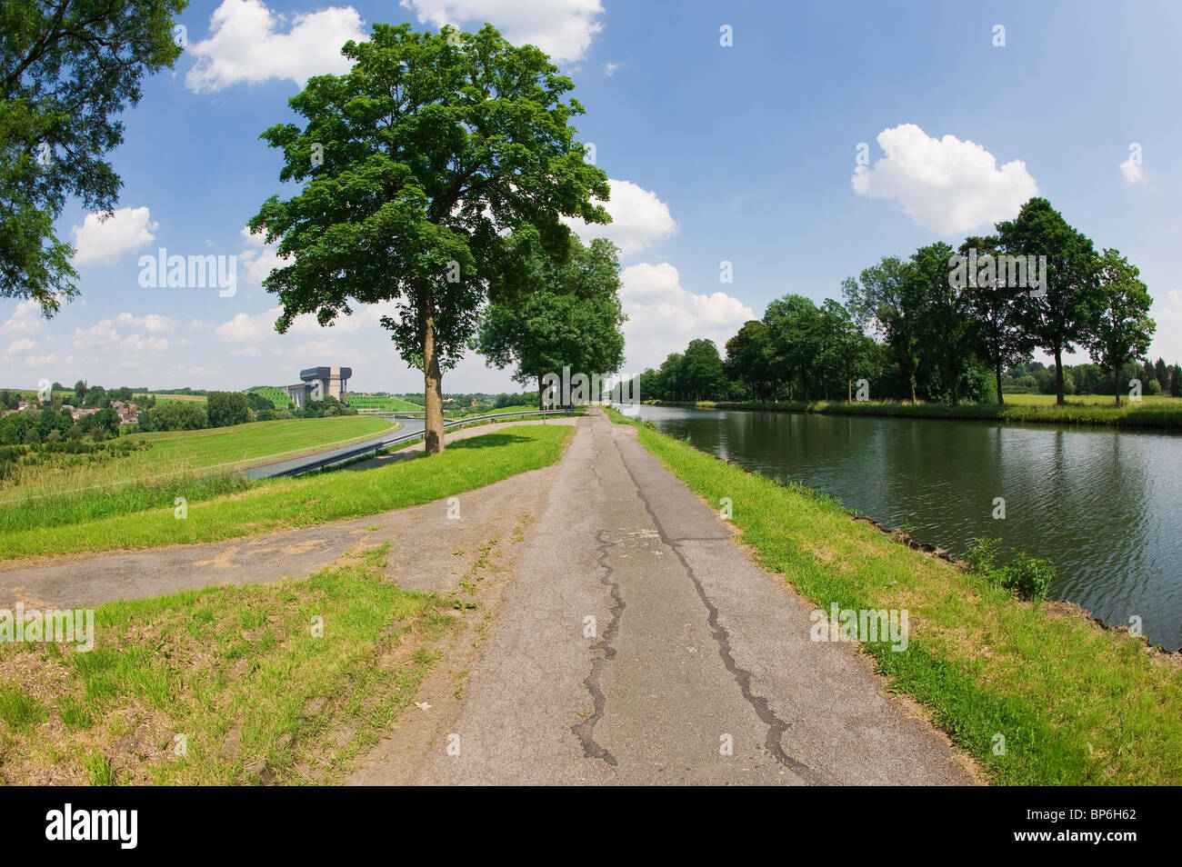 Canal du Centre, l'ascenseur à bateaux de Strepy-Thieu, la Province du Hainaut, Belgique Banque D'Images