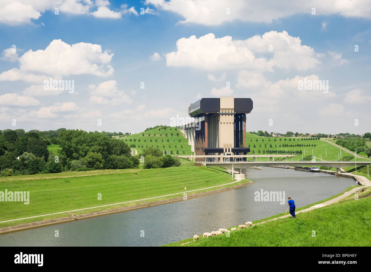Canal du Centre, l'ascenseur à bateaux de Strepy-Thieu, la Province du Hainaut, Belgique Banque D'Images