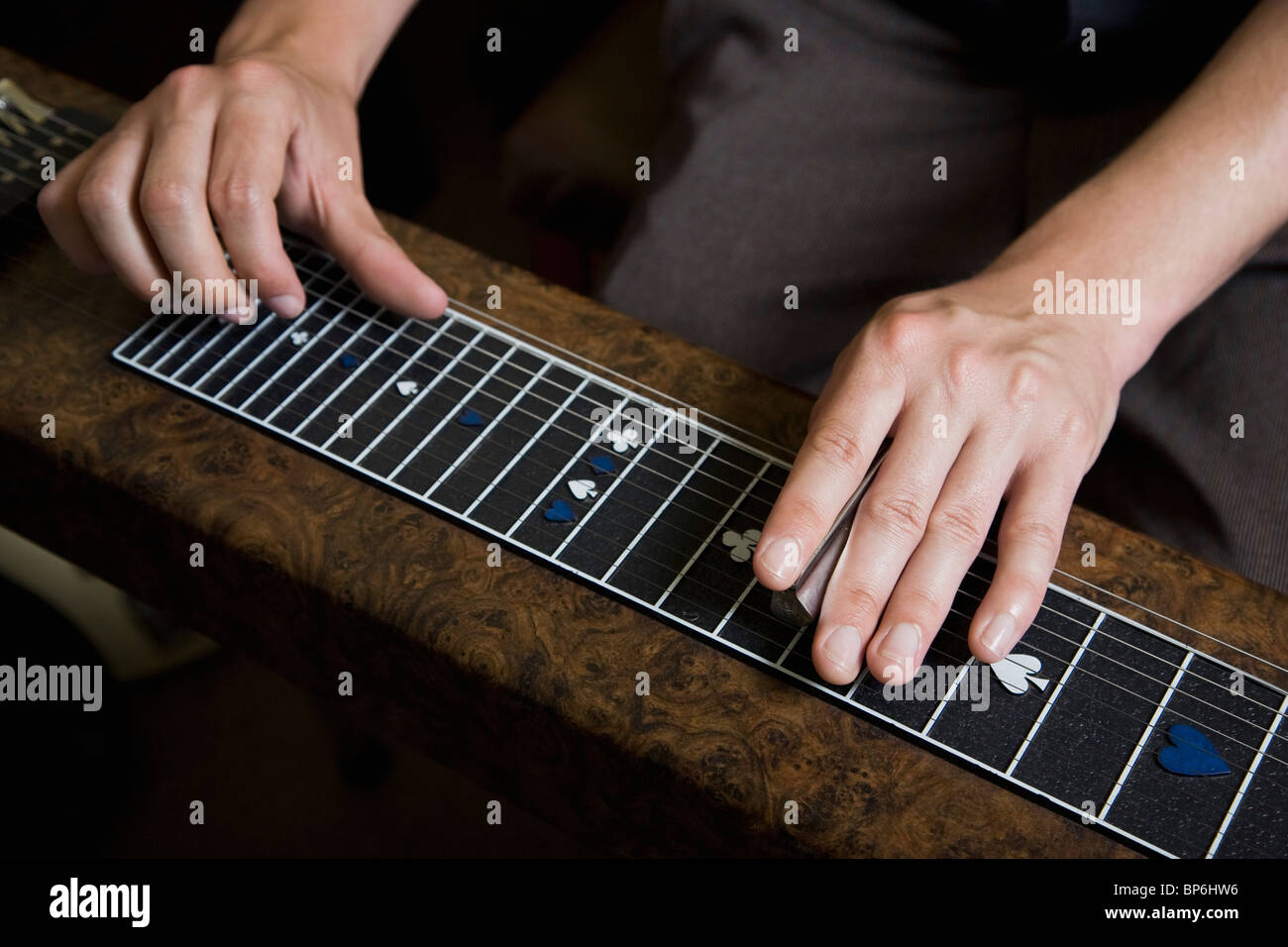 Slide guitar Banque de photographies et d'images à haute résolution - Alamy