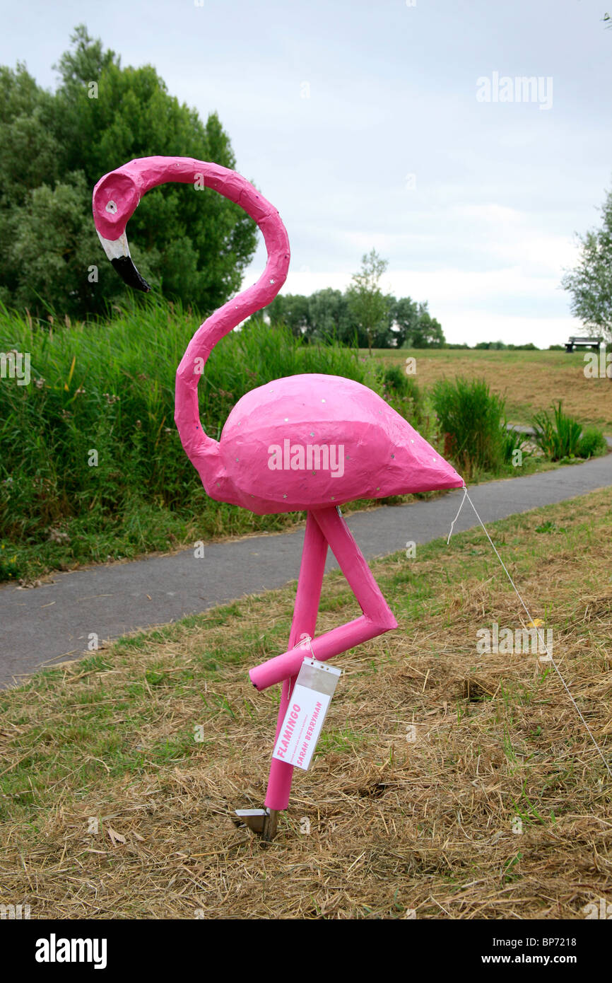 Flamingo papermache dans Apex park burnham on sea uk Somerset Banque D'Images