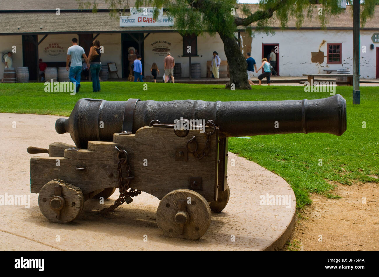 Old cannon à Washington Square, Old Town San Diego State Historic Park, San Diego, Californie Banque D'Images