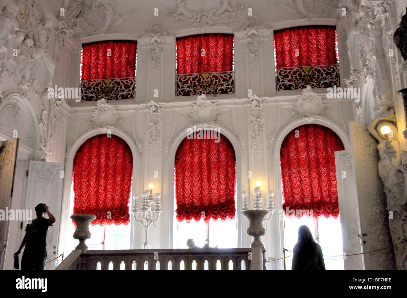 L'escalier principal, le palais de Catherine, Pouchkine, Saint Petersburg, Russie, Région Nord-Ouest Banque D'Images