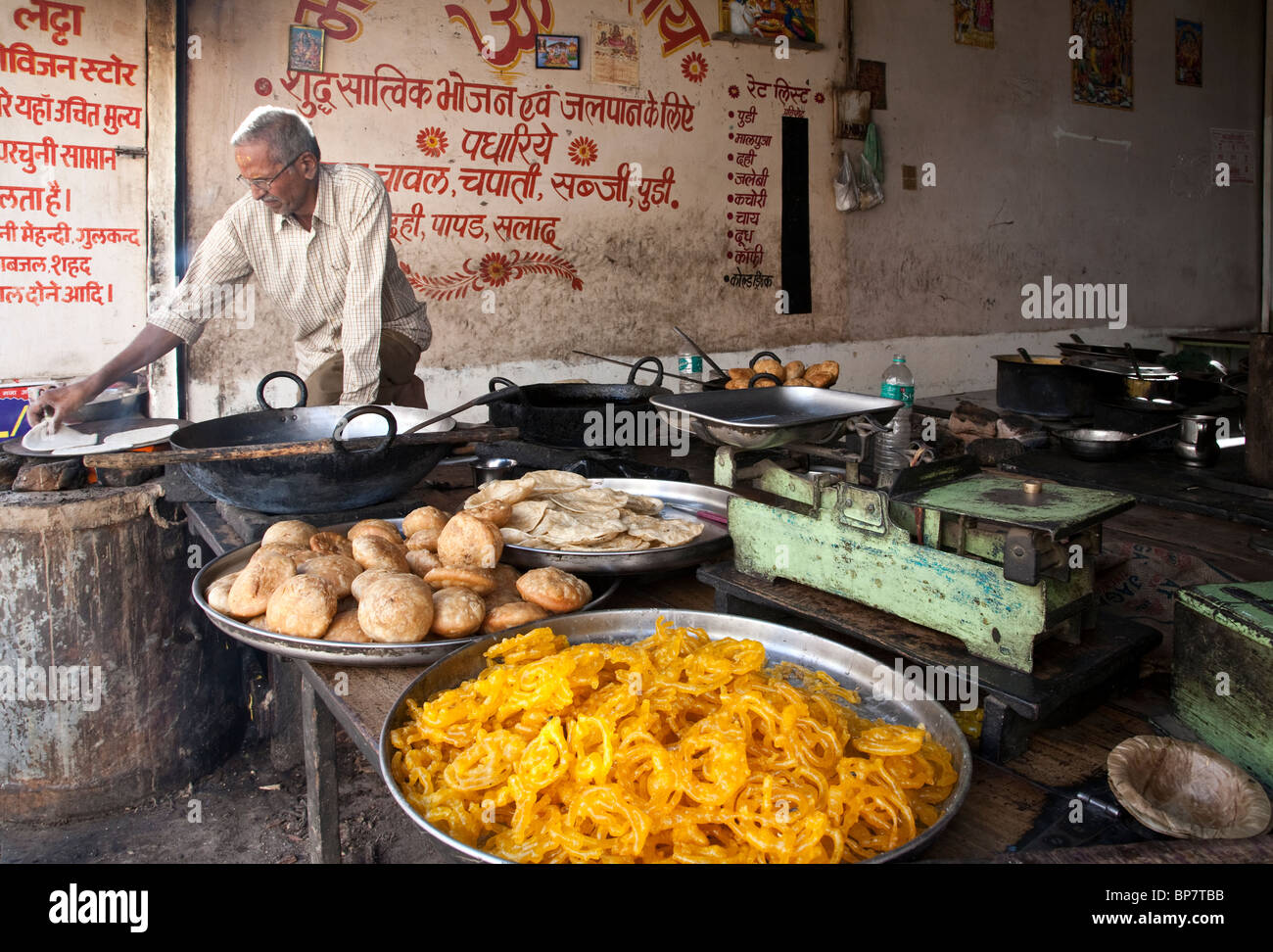 Dhaba (restaurant indien). Pushkar. Le Rajasthan. L'Inde Banque D'Images