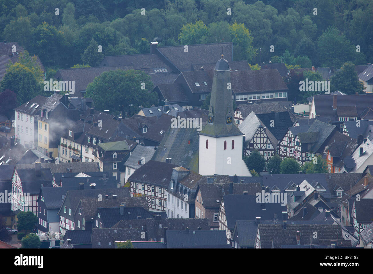 Une photo, au début de l'automne, Jour, vue sur Bad Laasphe, Rothaargebirge, Siegerland-Wittgenstein, Germany, Europe Banque D'Images