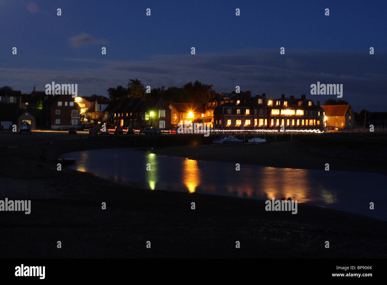 Blakeney Quay sur la côte nord du comté de Norfolk, la nuit. Banque D'Images