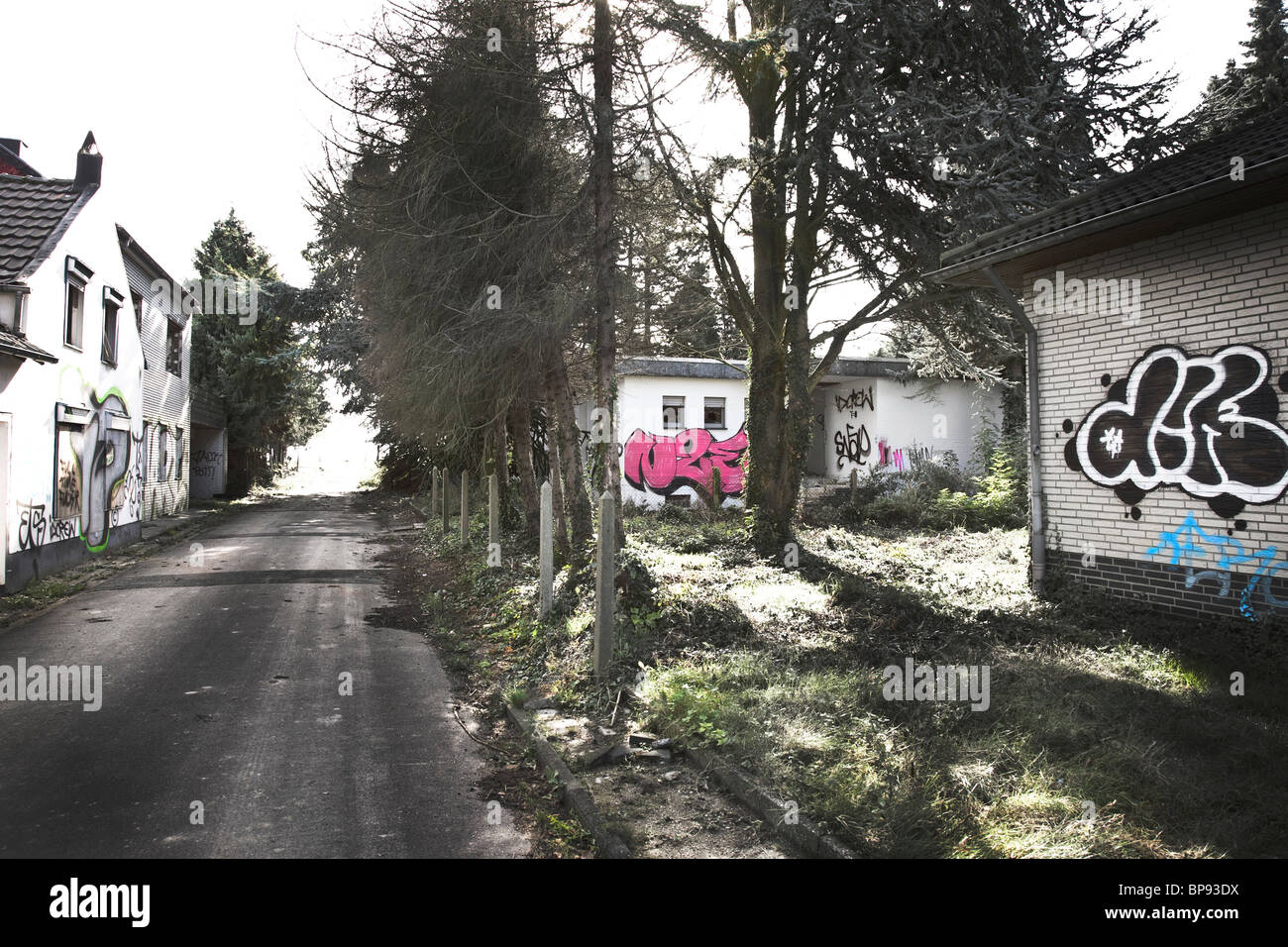 Maisons vides, Old-Holz, Juechen, Rhénanie du Nord-Westphalie, Allemagne Banque D'Images