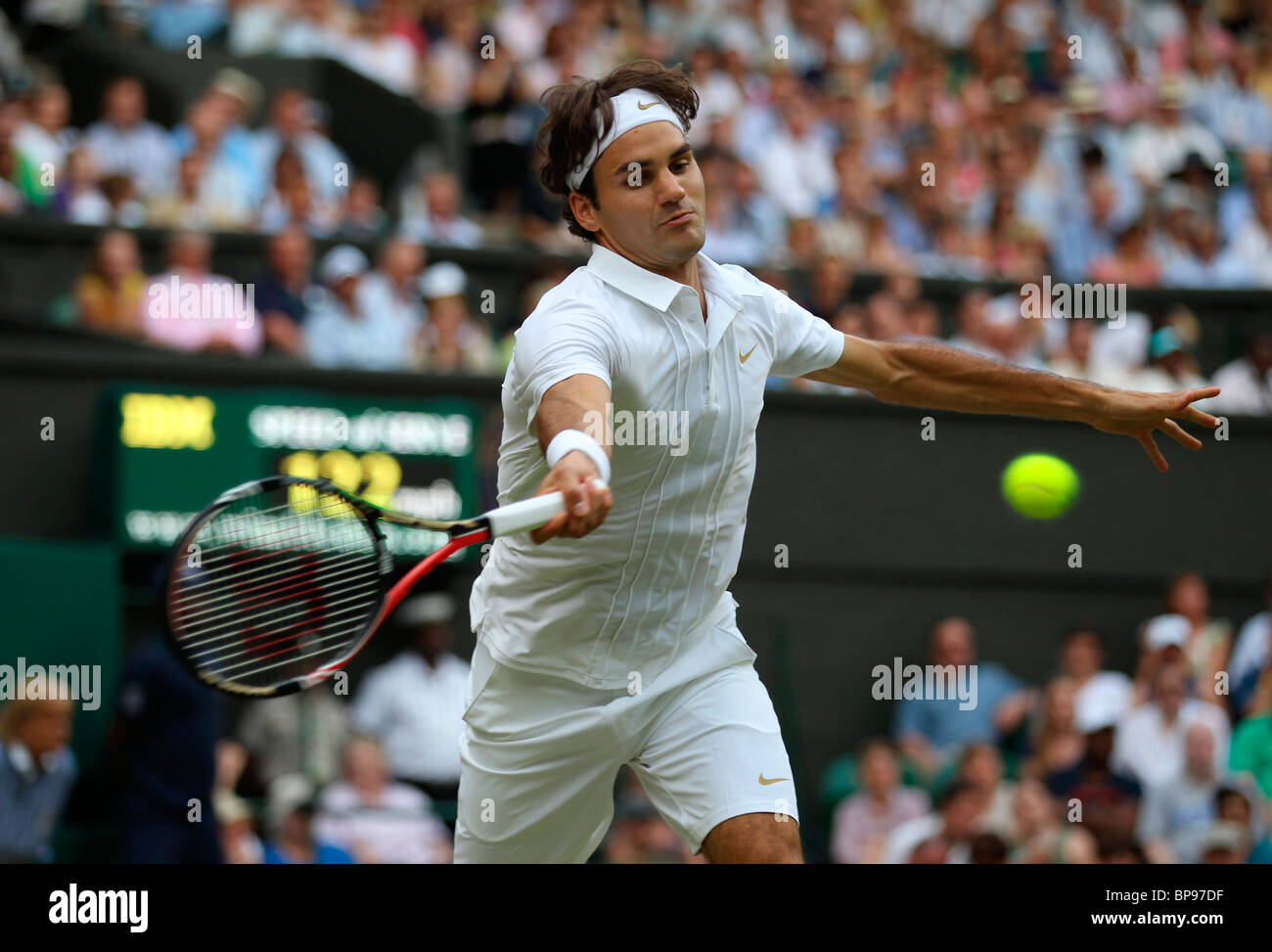 La Suisse de Roger Federer en action au tournoi de Wimbledon 2010 Banque D'Images