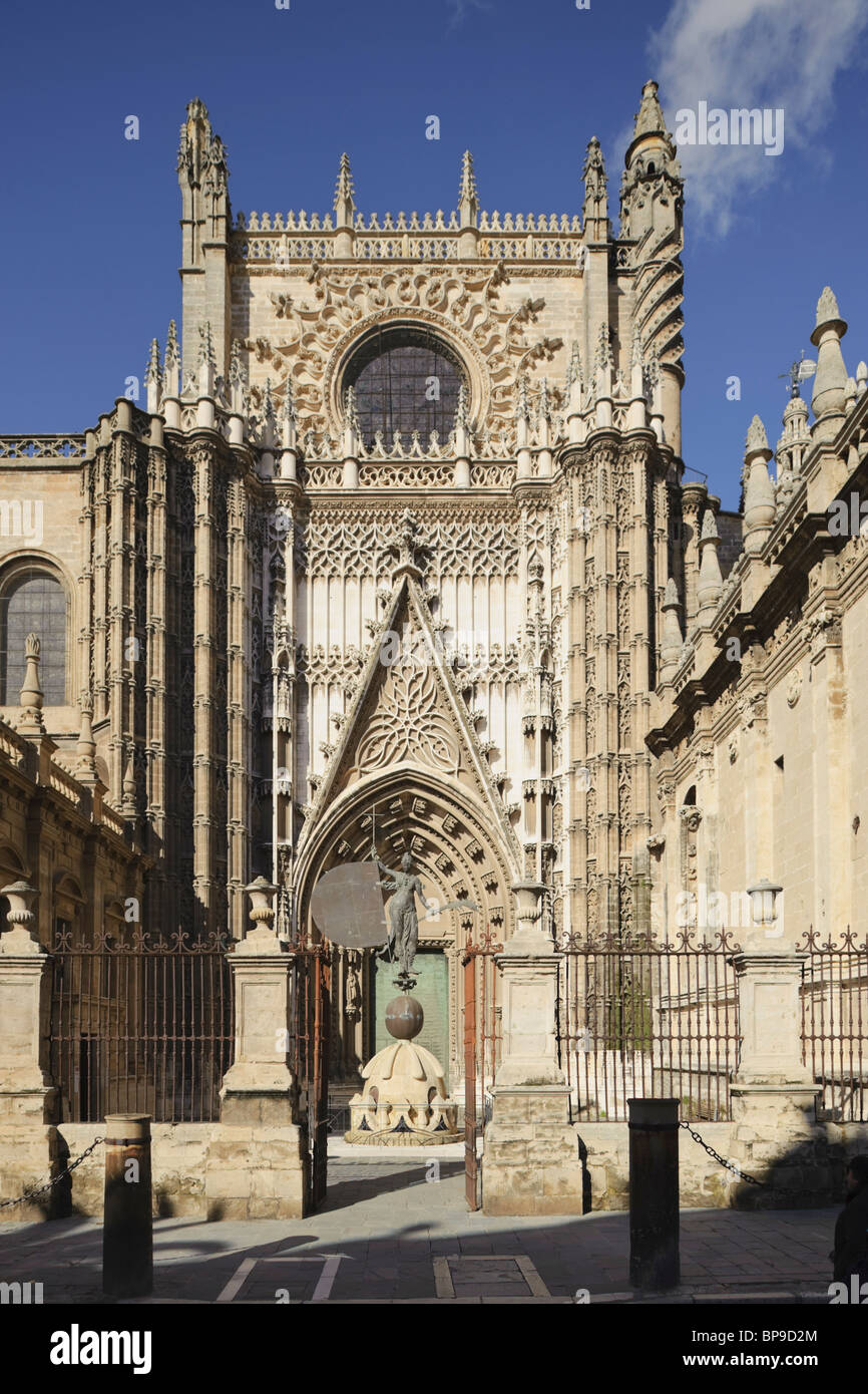 Séville, Andalousie, Espagne ; 16e siècle cathédrale gothique de Séville (Catedral de Sevilla) Banque D'Images