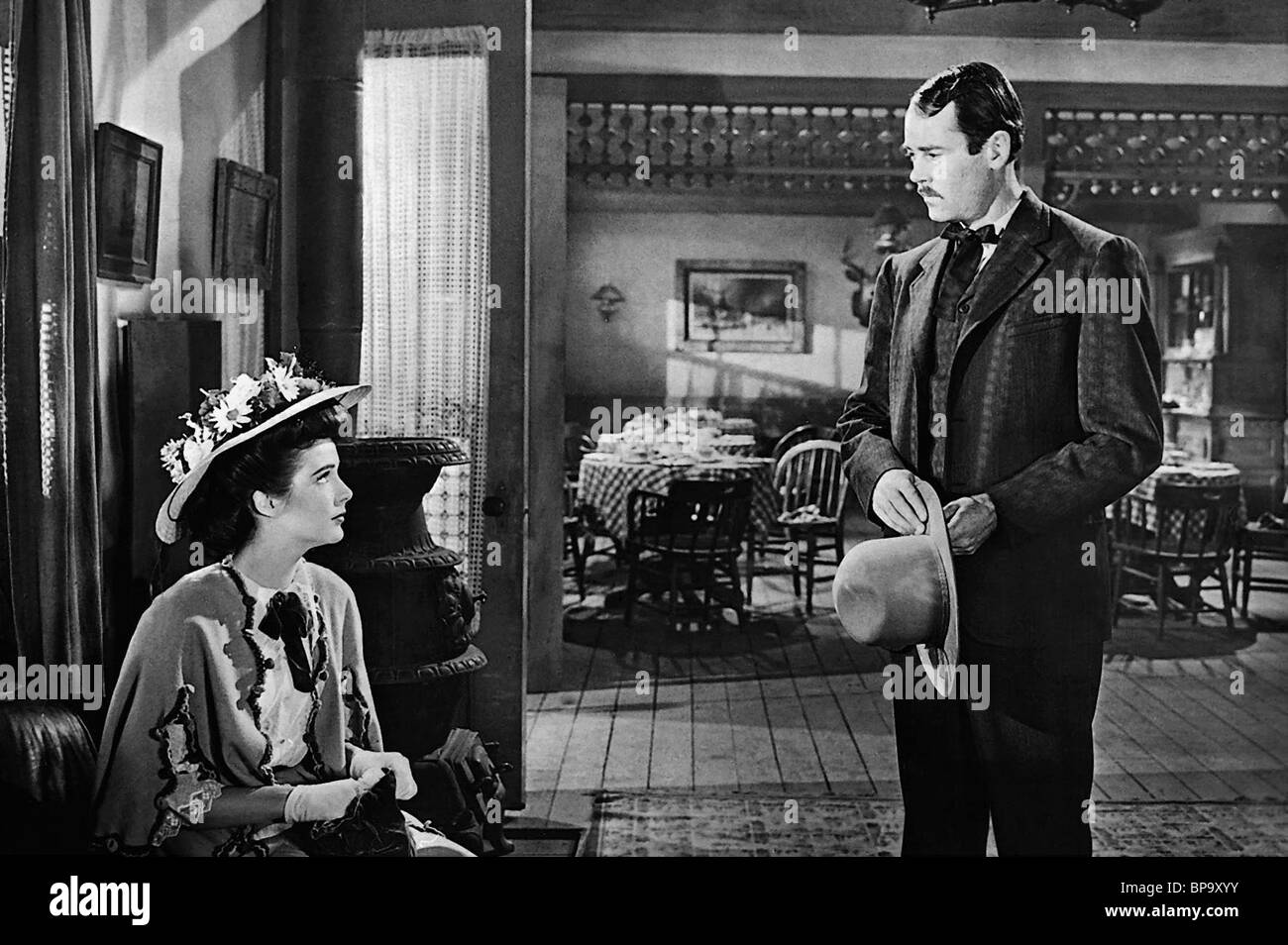 CATHY DOWNS, Henry Fonda, MA DARLING CLEMENTINE, 1946 Banque D'Images