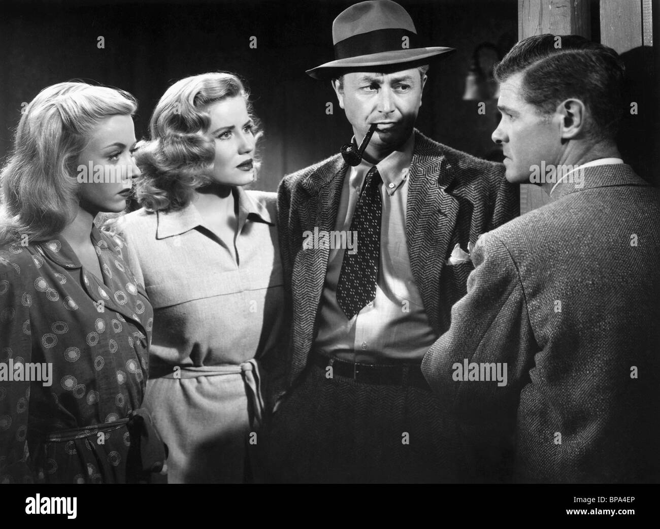 GLORIA GRAHAME, JACQUELINE WHITE, ROBERT YOUNG, Crossfire, 1947 Banque D'Images