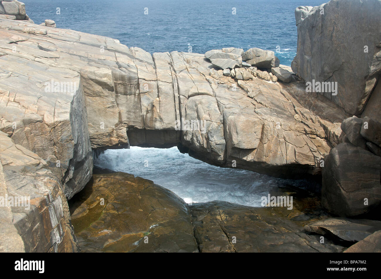 Pont naturel Torndirrup National Park près d'Albany péninsulaire Flinders en Australie occidentale Banque D'Images