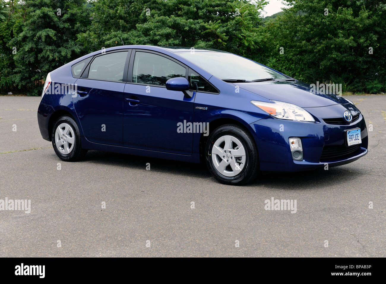 Nouvelle Toyota Prius 2010 : voiture hybride, en ruban bleu métallique. 8/21/10 Banque D'Images