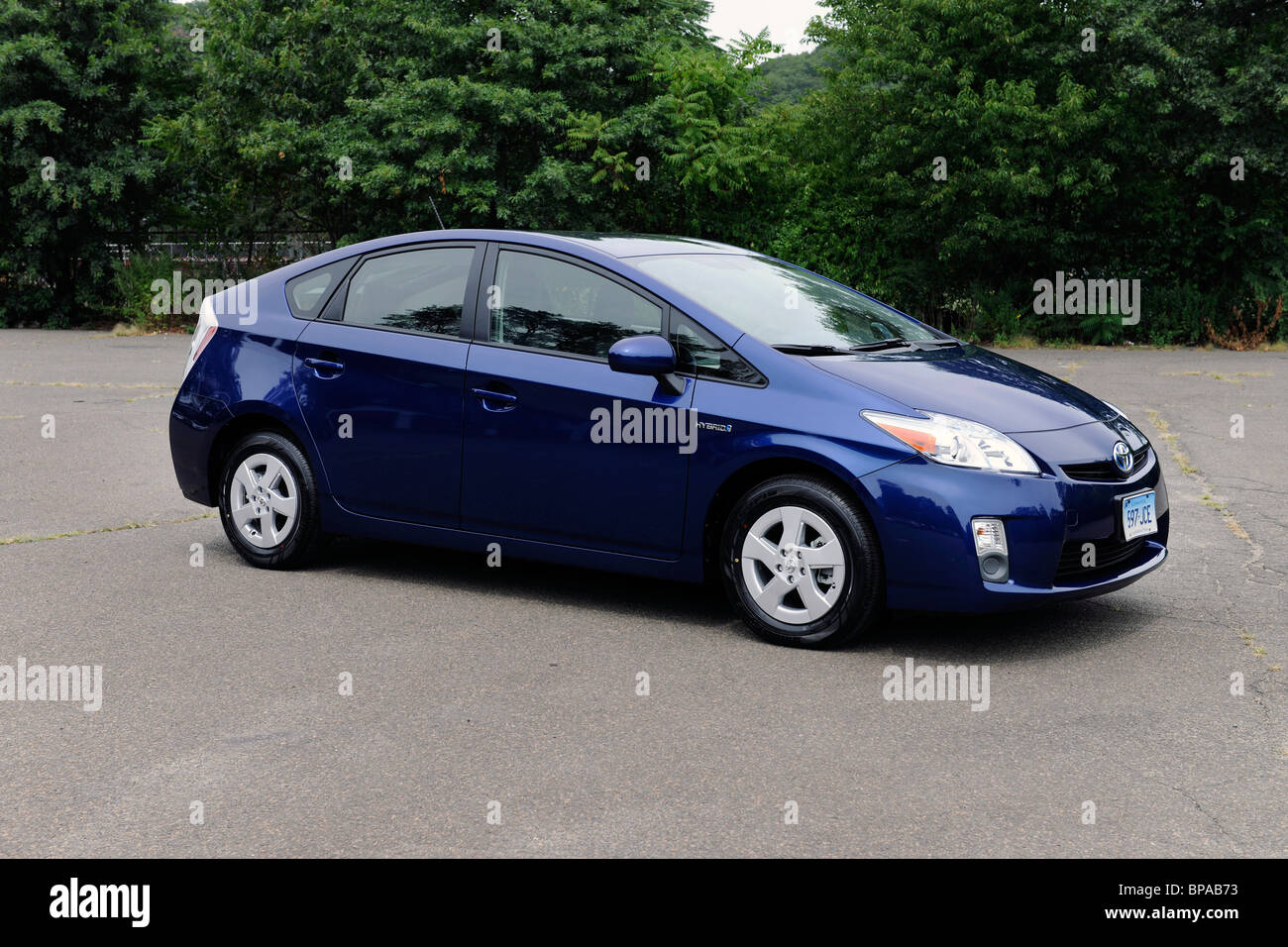 Nouvelle Toyota Prius 2010 : voiture hybride, en ruban bleu métallique. 8/21/10 Banque D'Images