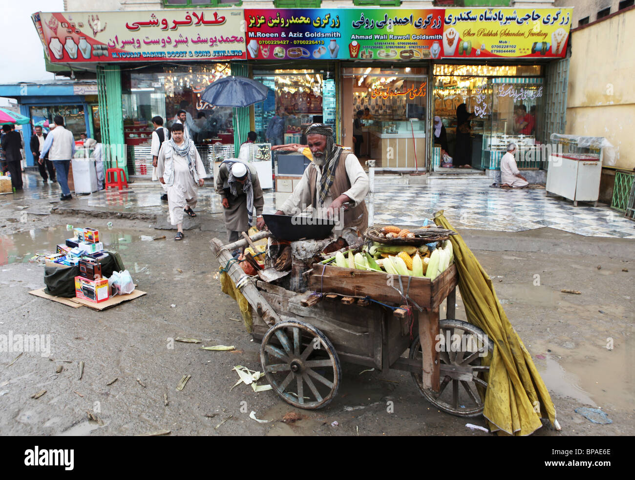 Foodseller à Kaboul, Afghanistan Banque D'Images