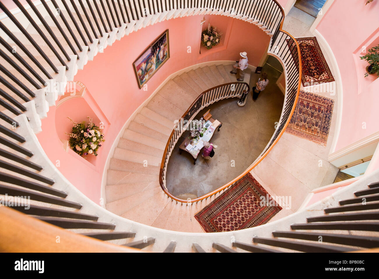 L'escalier à l'intérieur de Sharpham en Grande-Bretagne Devon House Banque D'Images