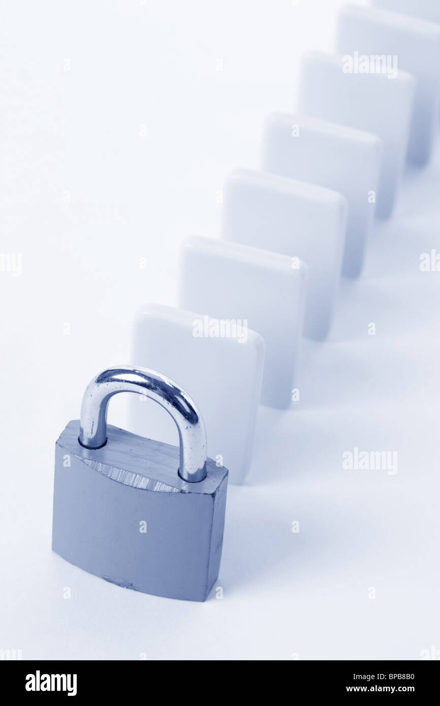 Domino et Lock, Concept de contrôle des dommages Banque D'Images