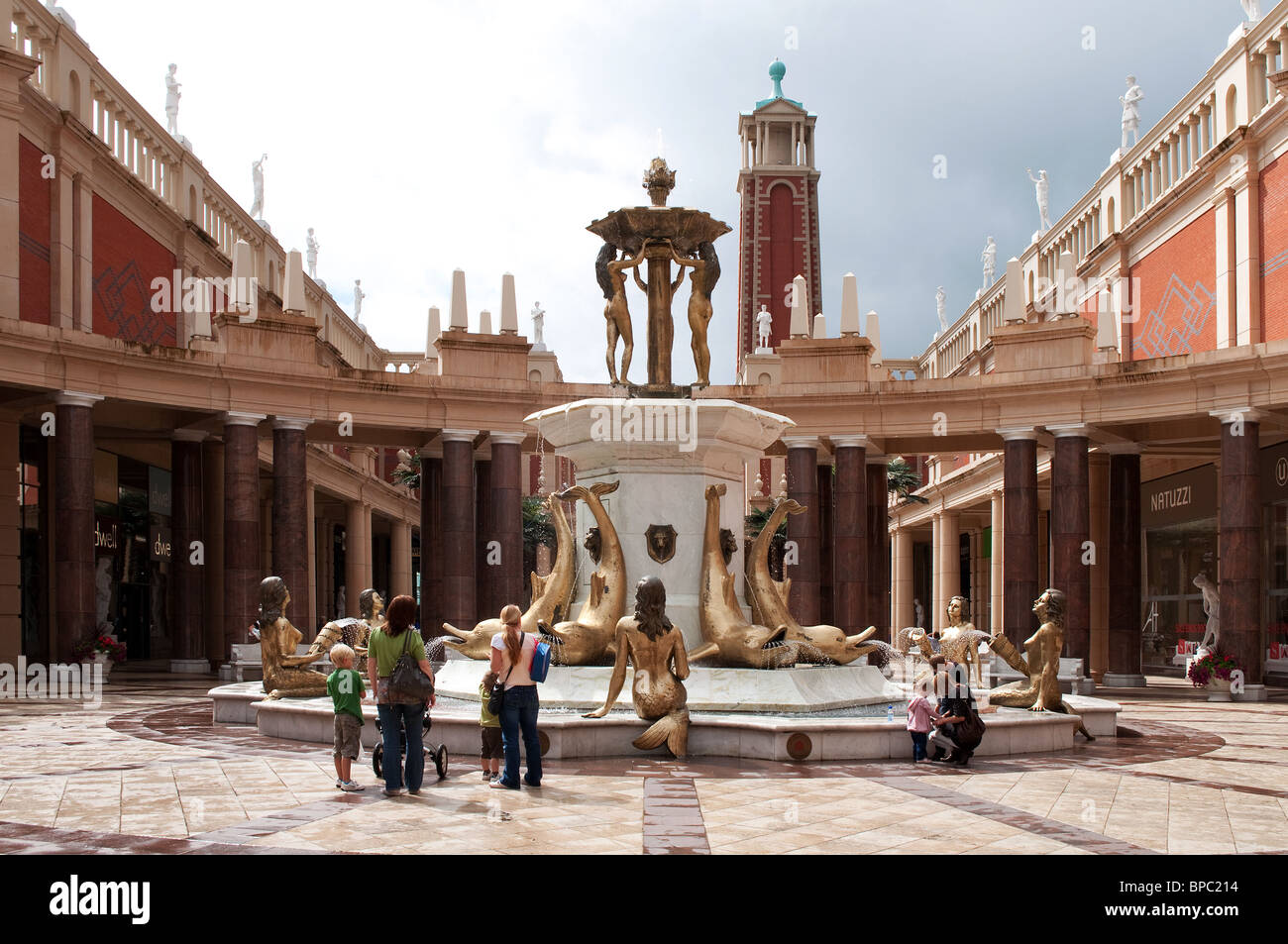 Une fontaine dans barton Square Shopping Centre, Manchester, UK Banque D'Images