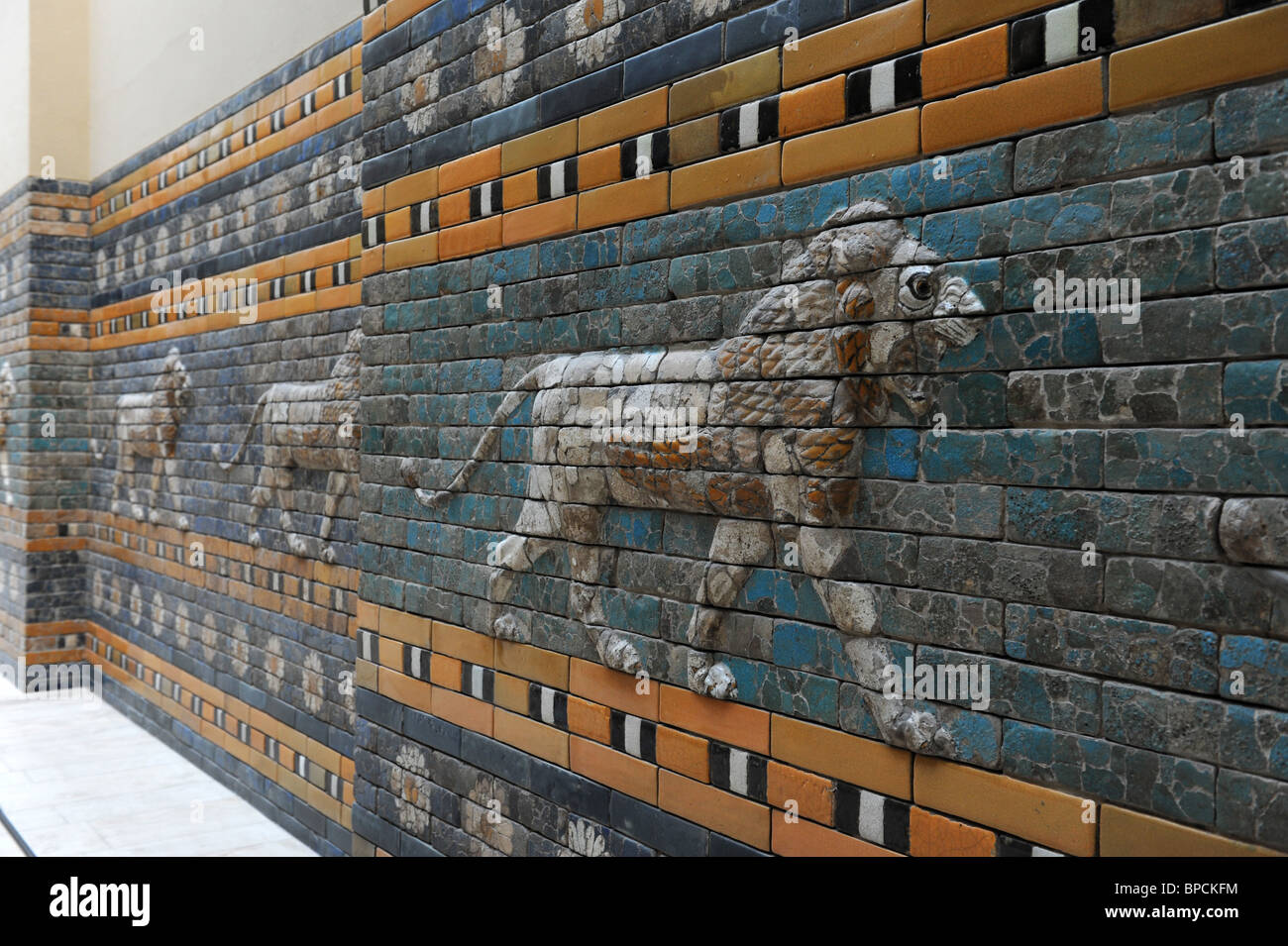 Les anciens murs de Babylone, le Pergamonmuseum Musée de Pergame à Berlin Allemagne Île Musée Deutschland Europe Banque D'Images