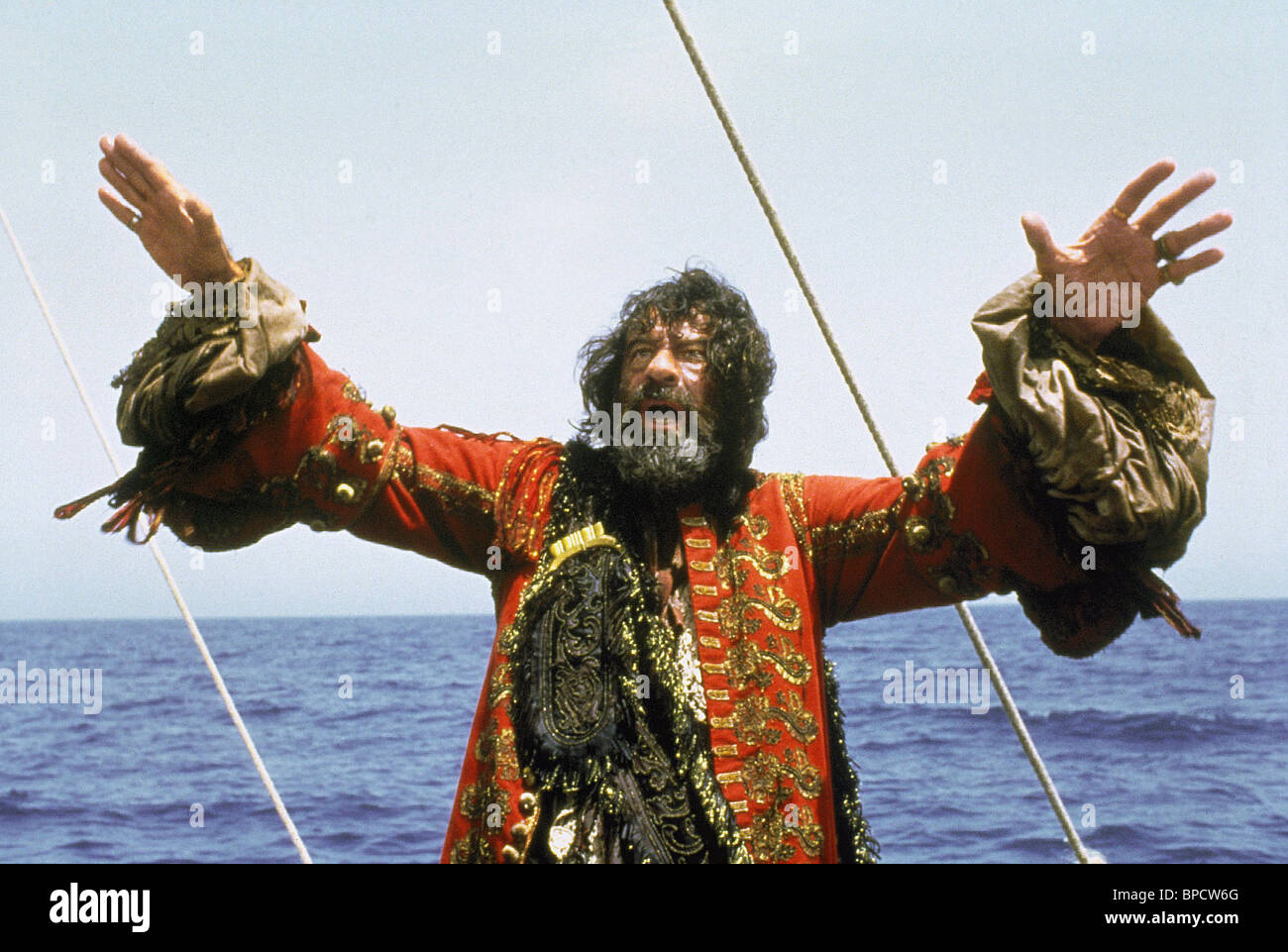 Pirate A La Recherche De L'or Perdu Film WALTER MATTHAU PIRATES (1986 Photo Stock - Alamy