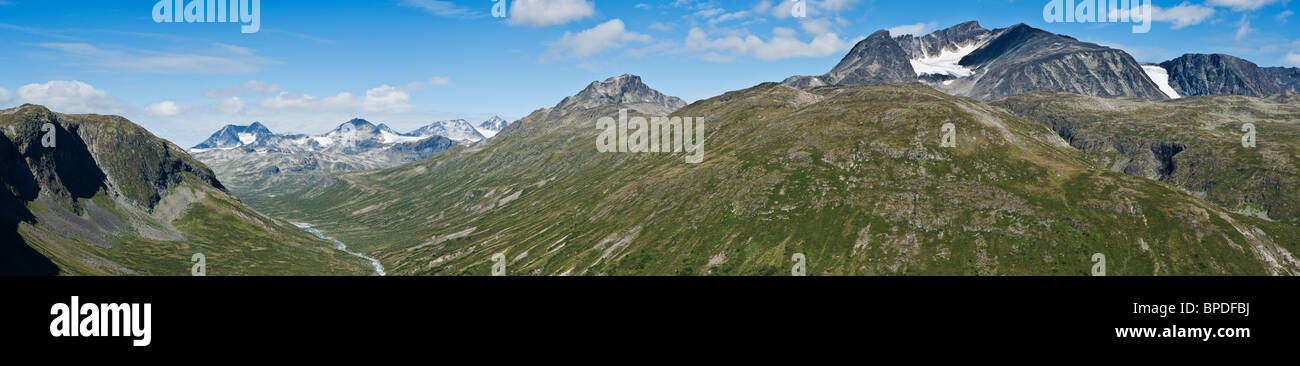 Memurudalen et montagnes de parc national de Jotunheimen, Norvège Banque D'Images