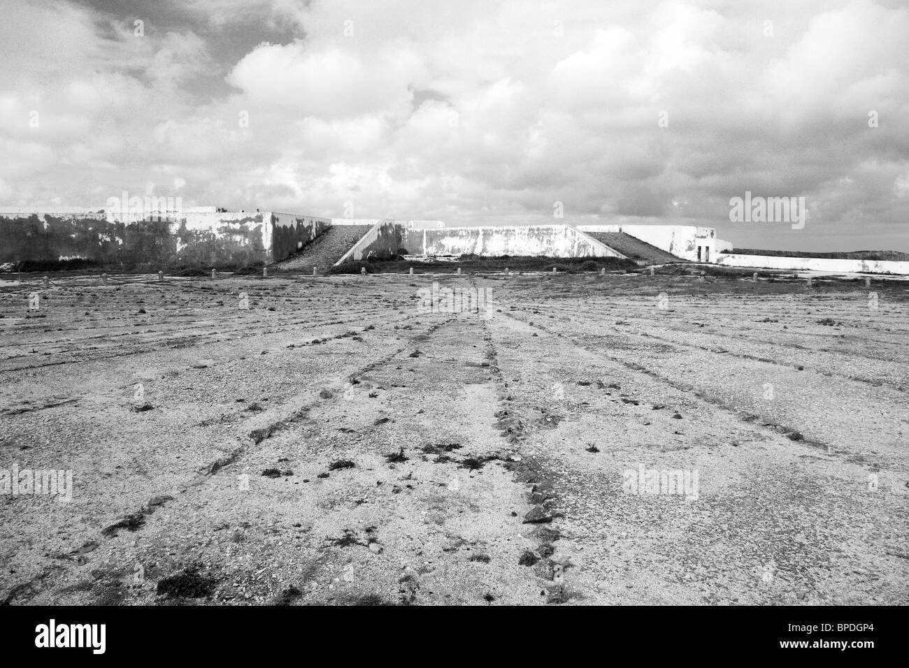 La mystérieuse rose des vents à l'intérieur de la Fortaleza de Sagres (La Forteresse de Sagres) sur l'Algarve au Portugal. Banque D'Images