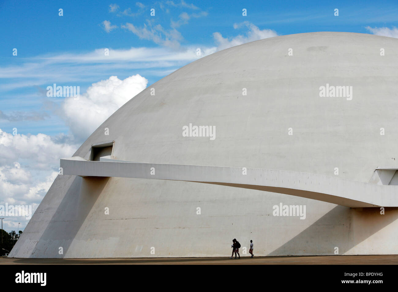 Musée National ou le Musée National, conçu par Oscar Niemeyer, Brasilia, Brésil. Banque D'Images