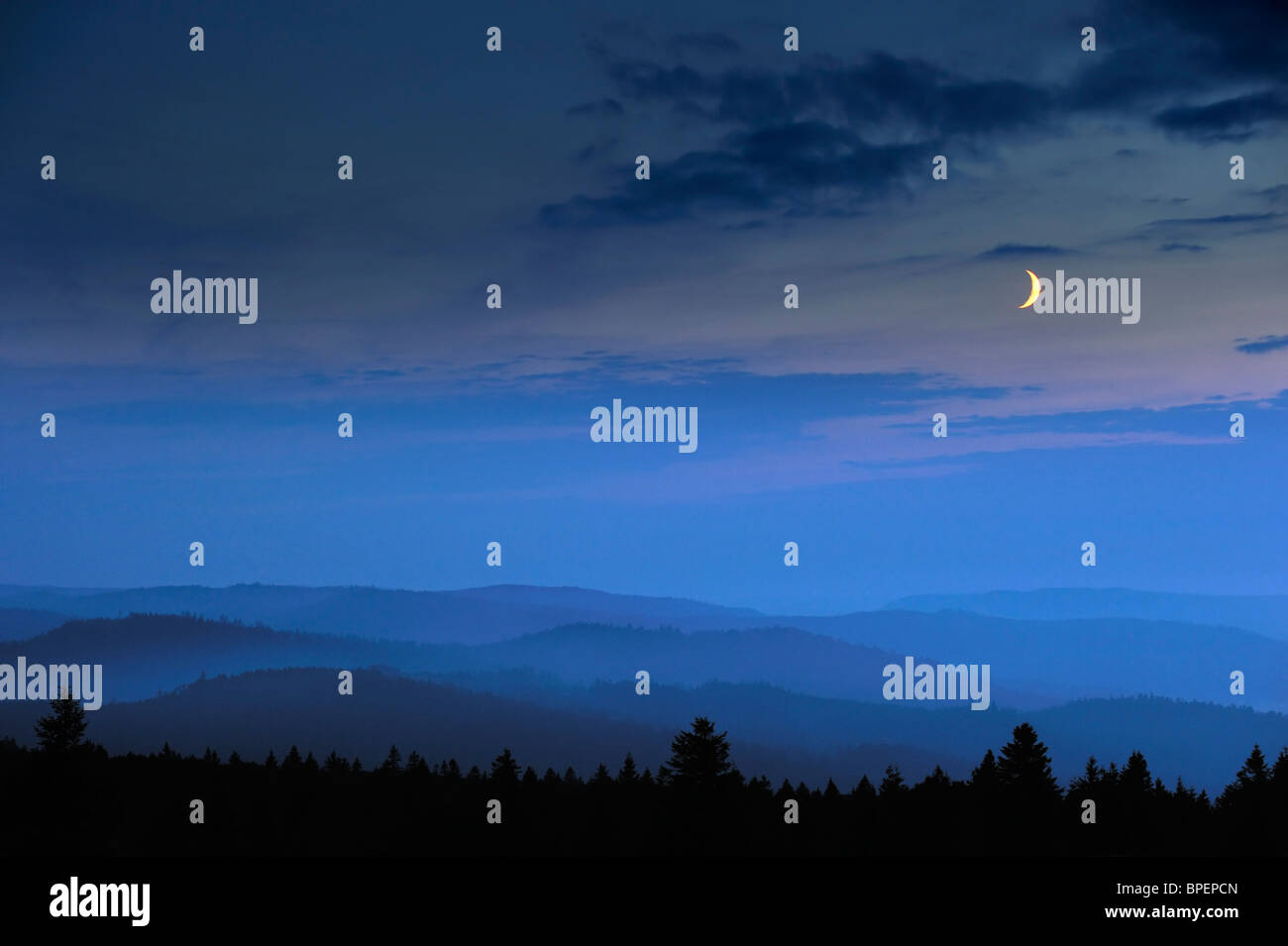 Vue sur les Vosges la nuit, Alsace, France Banque D'Images Vue sur les Vosges la nuit, Alsace, France Banque D'Images
