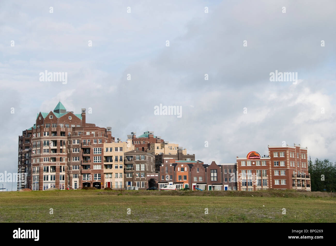 Lelystad capitale de la province de Flevoland construit sur un terrain qui a été fondée en 1967 Batavia Stad Banque D'Images