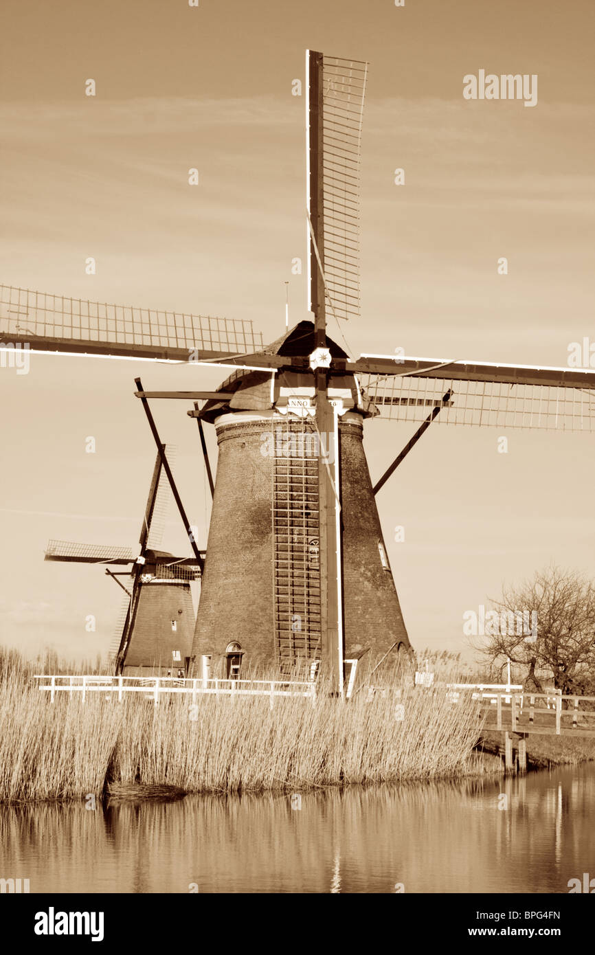 Moulin de fossé à Kinderdijk. South-Holland Banque D'Images