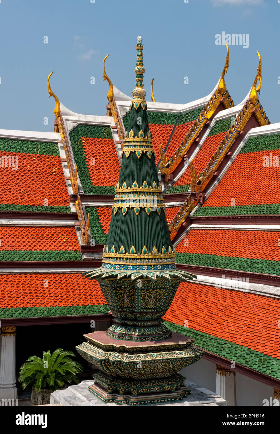 Ornate building dans le parc du Grand Palais à Bangkok, Thaïlande Banque D'Images