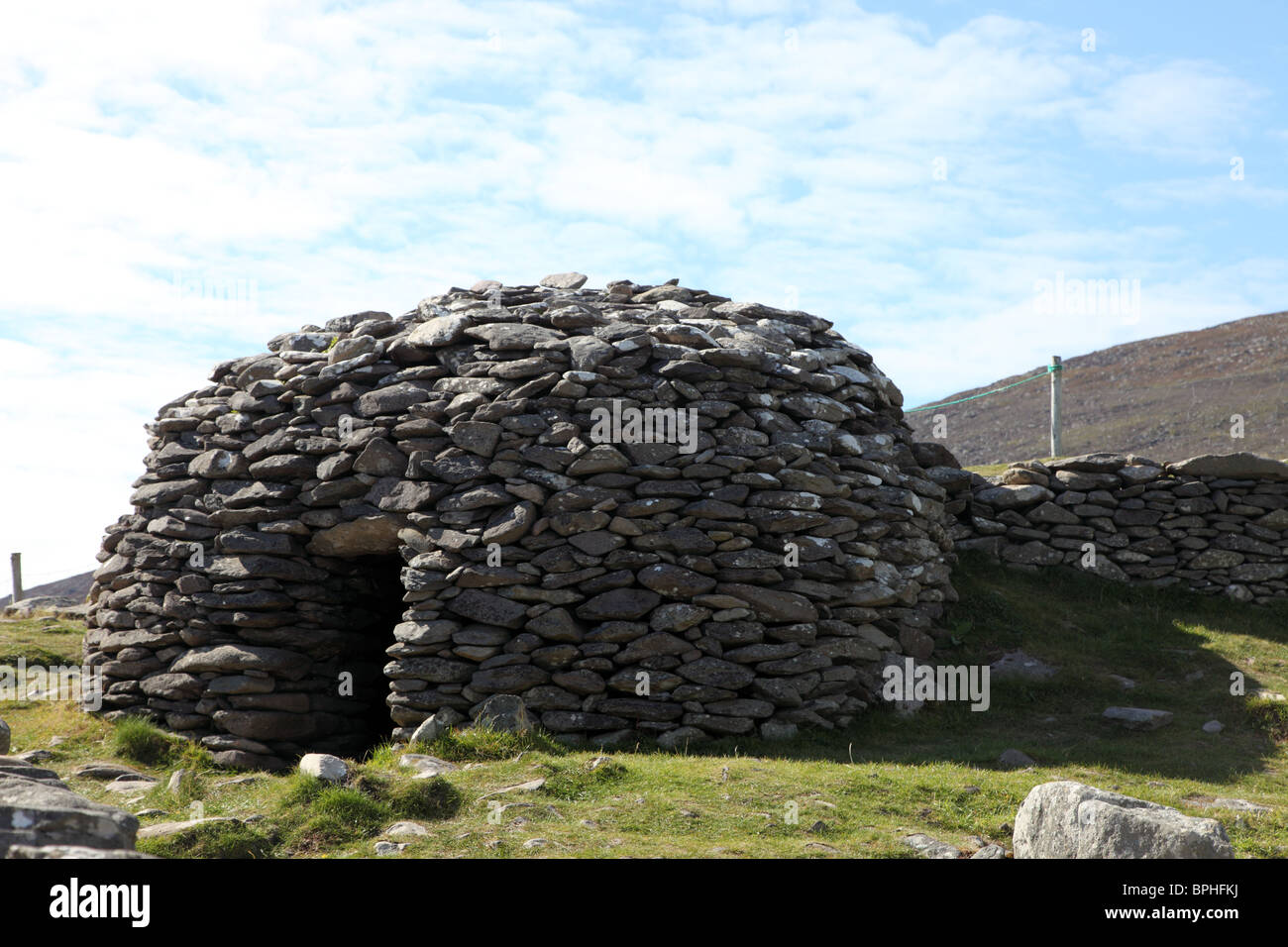 Ruche ancienne cabane de pierres, péninsule de Dingle, Irlande Banque D'Images
