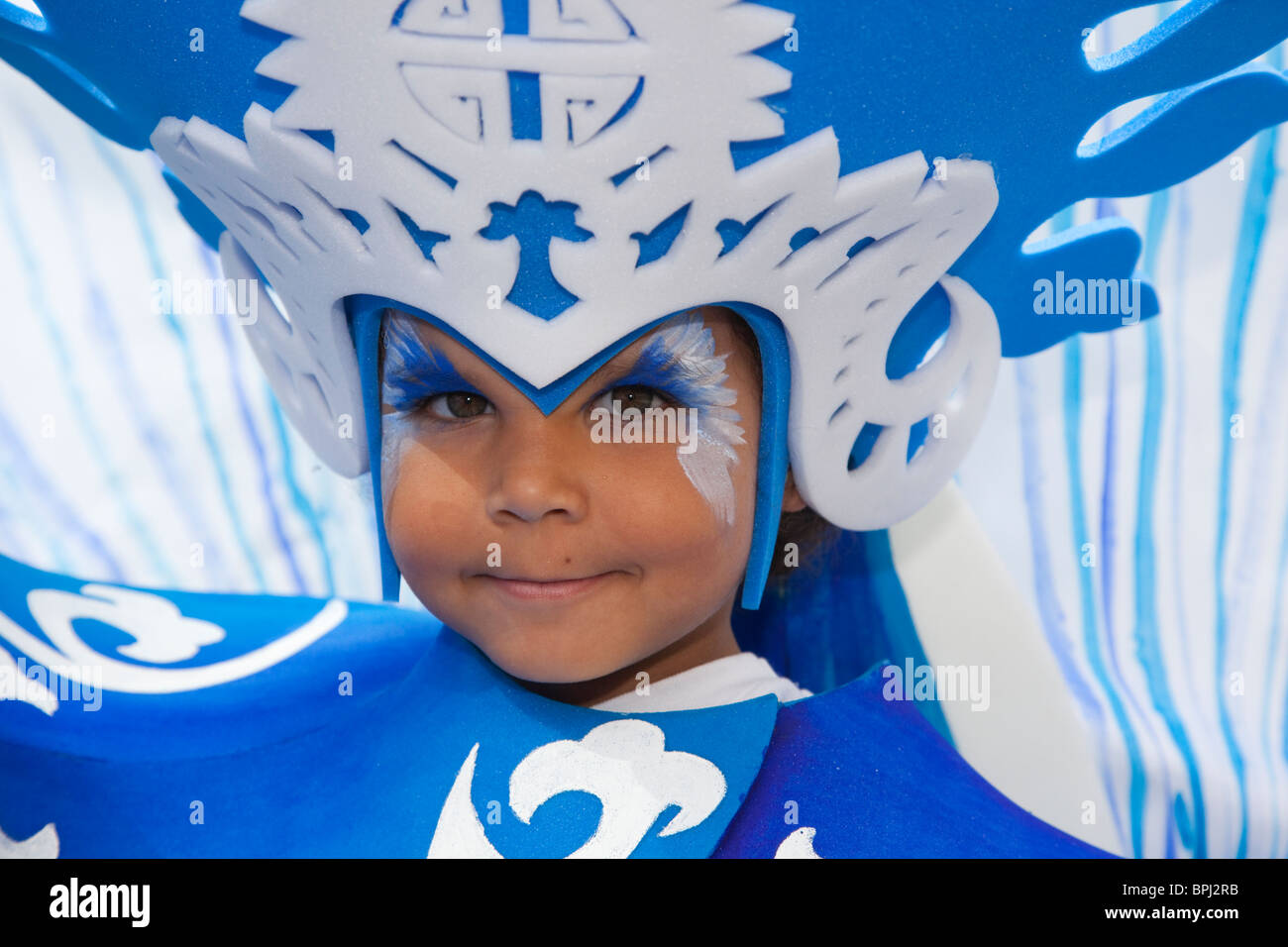 Londres, ANGLETERRE - Notting Hill Carnival, Journée des enfants, Groupe Acajou Banque D'Images