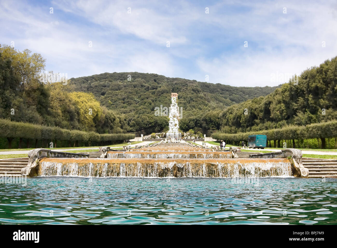 Chutes d'eau à Palais Royal de Caserta, Italie Banque D'Images
