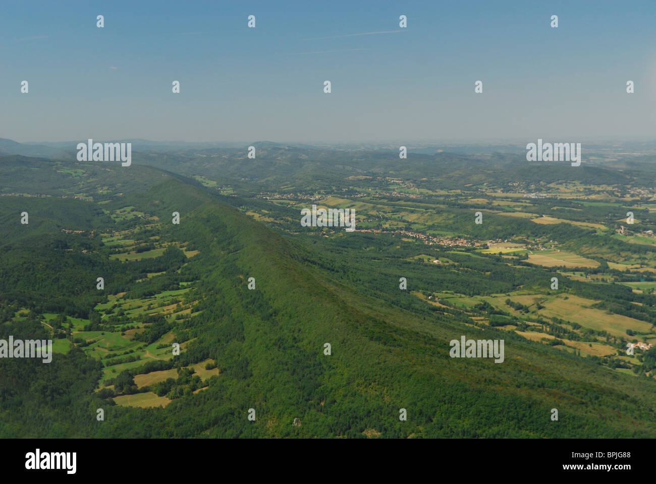 Vue aérienne de la partie orientale de massif du Plantaurel, Ariège, Midi Pyrénées, France Banque D'Images