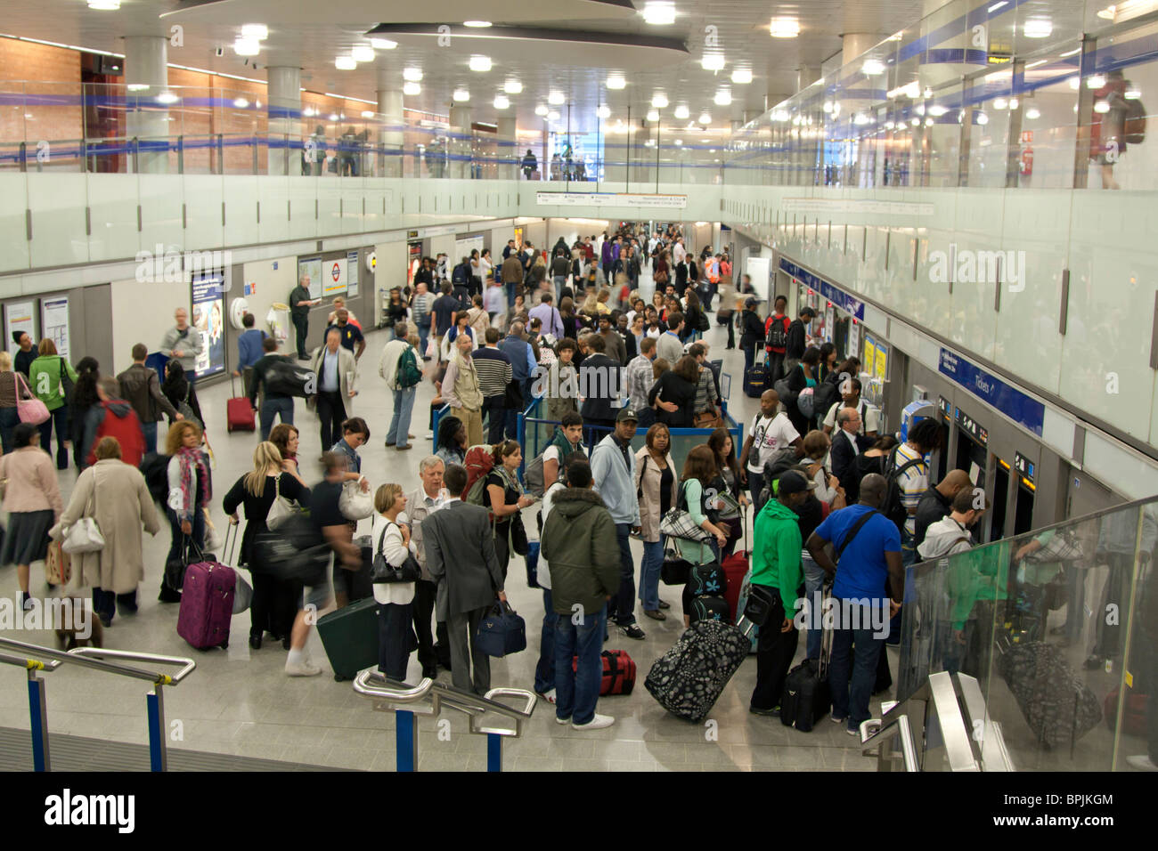 Ticket Hall Kings Cross/St Pancras Londres Photo Stock Alamy