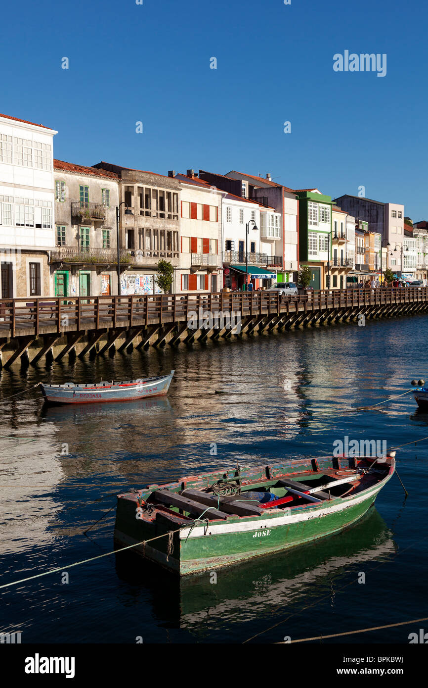 Port de Mugardos, La Corogne, Galice, Espagne Banque D'Images