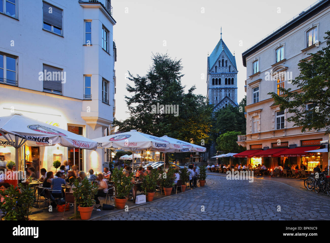 L'été dans la ville de Saint Anna, Lehel, Munich, Haute-Bavière, Bavière, Allemagne Banque D'Images