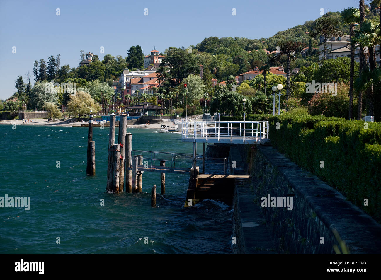 Le Lac Majeur, au bord du lac de Stresa, Piémont, Italie Banque D'Images