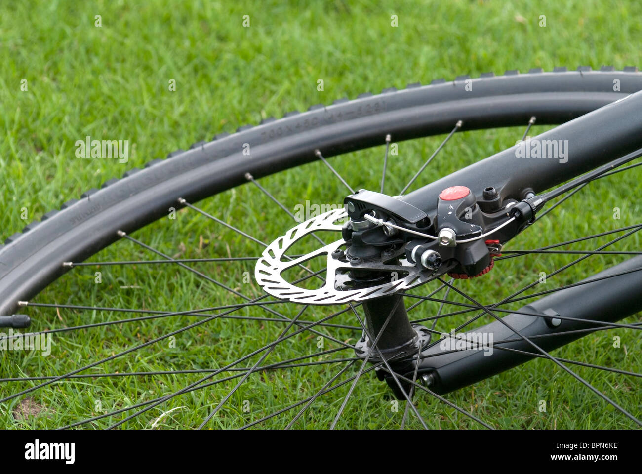 Frein à disque sur roue de vélo Banque D'Images