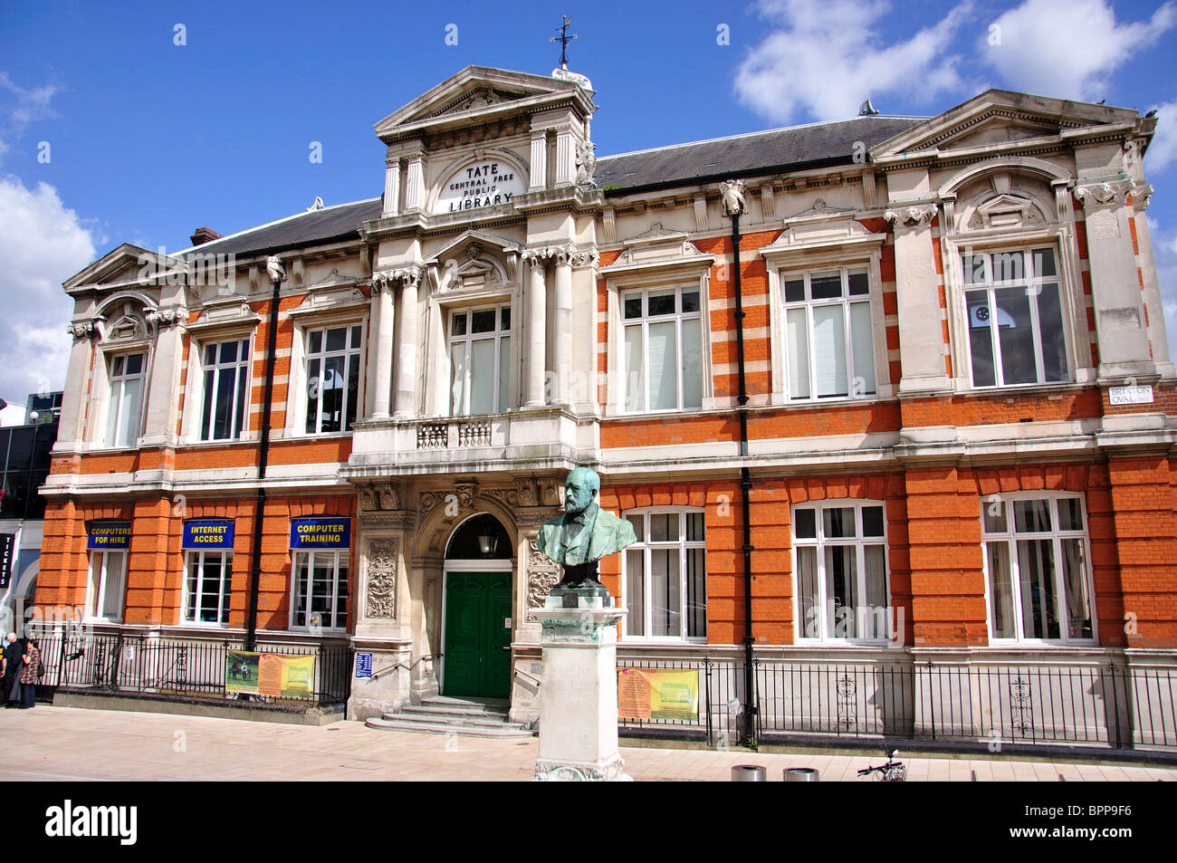 Bibliothèque de référence Brixton Brixton, ovale, Brixton, London Borough of Lambeth, Greater London, Angleterre, Royaume-Uni Banque D'Images