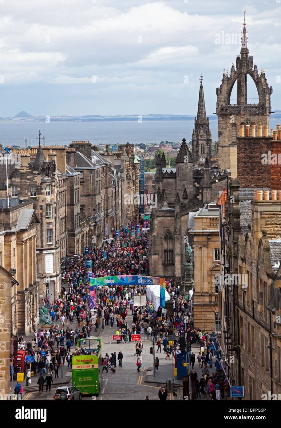 Avis de Royal Mile Edinburgh de Castlehill lors du Festival Fringe d'Édimbourg, Écosse, Royaume-Uni, Europe Banque D'Images