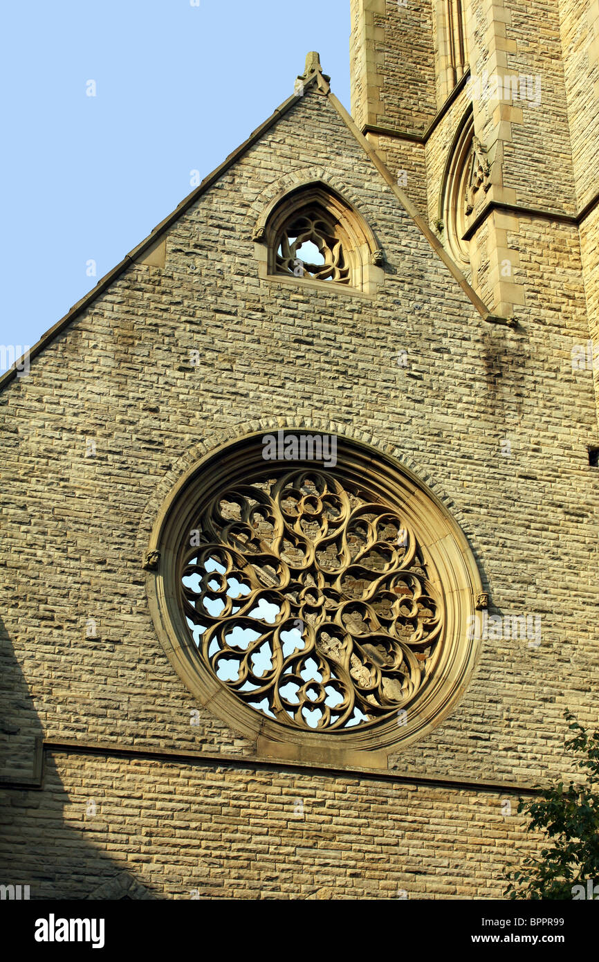 Le Square Church Spire Halifax Yorkshire Royaume-uni UK Banque D'Images