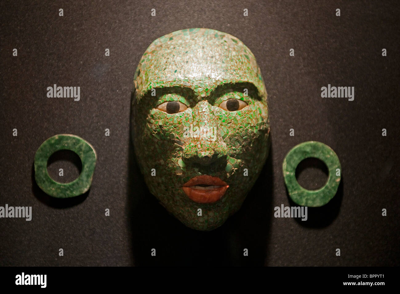 Masque funéraire en jade, Fuerte San Miguel Museum, Campeche, le Yucatan, Mexique Banque D'Images
